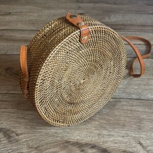 Round Rattan Crossbody Bag